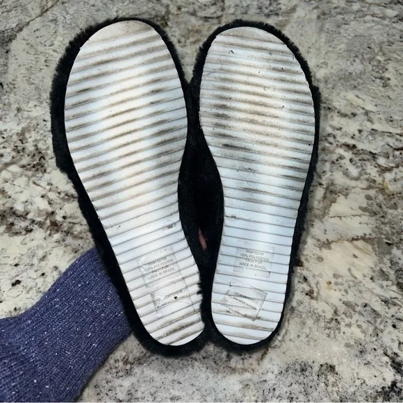 Vince Camuto Kortendie Black Faux Fur Slip On Slide Slippers Size 9M - Picture 9 of 12